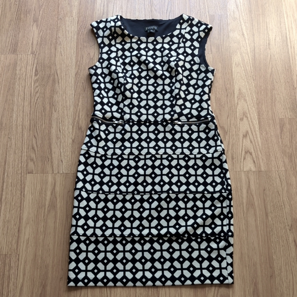 Enfocus‎ Studio Geometric Sleeveless Dress